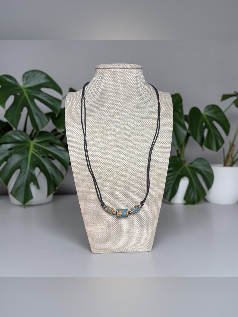 💙Handmade Blue Mosaic Bead Necklace on Black Cord/EUC💙